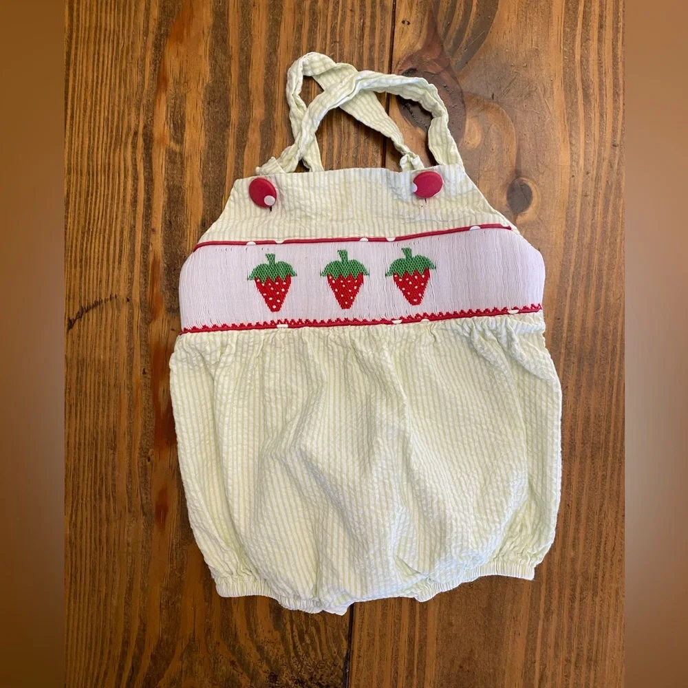 Strawberry Smock‎ Bubble